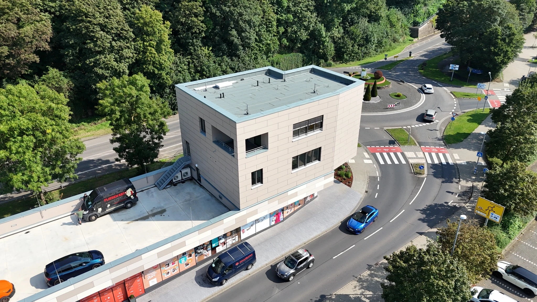 City Outlet Bad Münstereifel Außenaufnahme Bürokomplex
