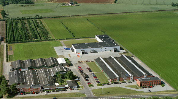 Exhausto-overview-from-air-2005